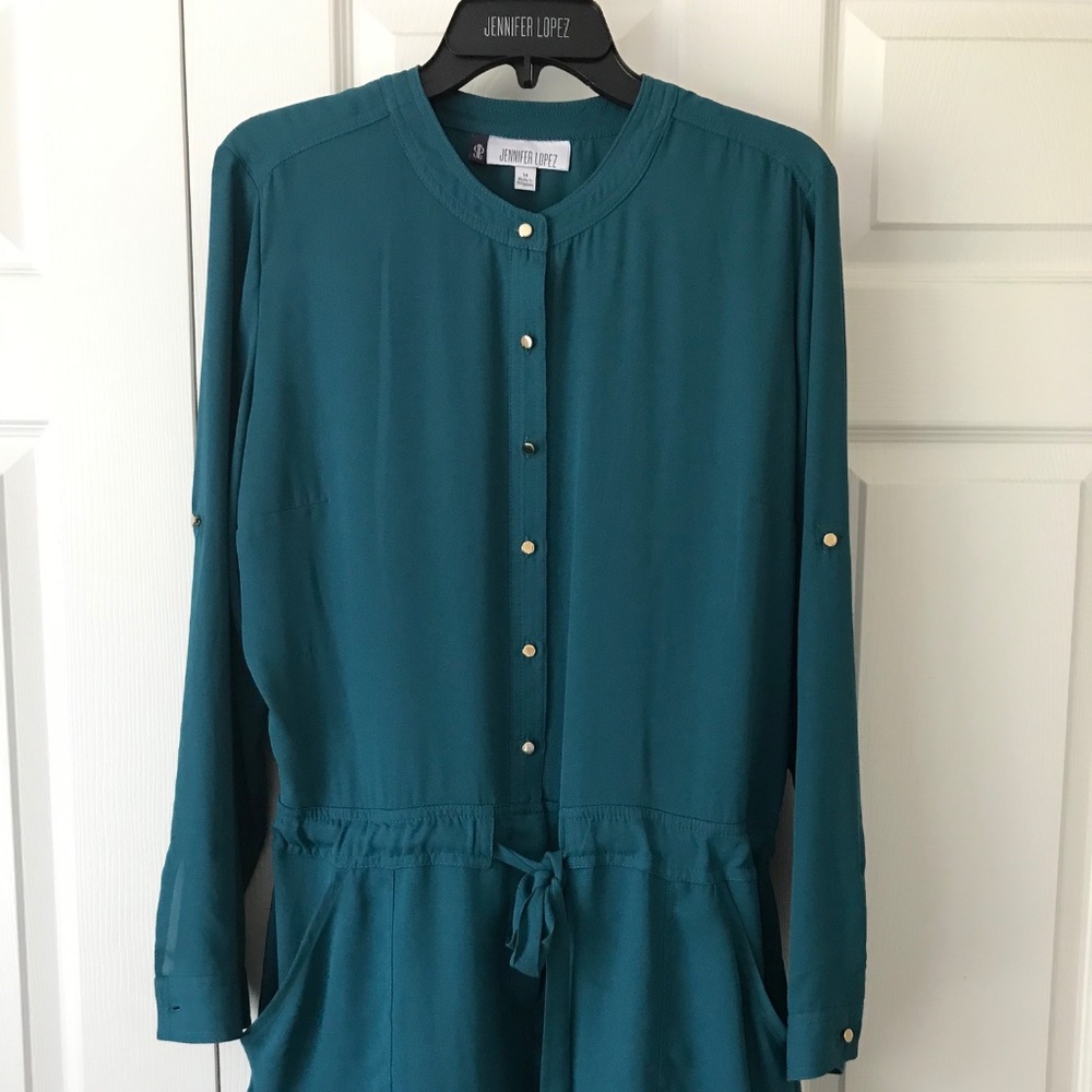 Jumpsuit/Romper (shorts)